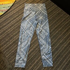 American Eagle Outfitters Blue Bandana Leggings